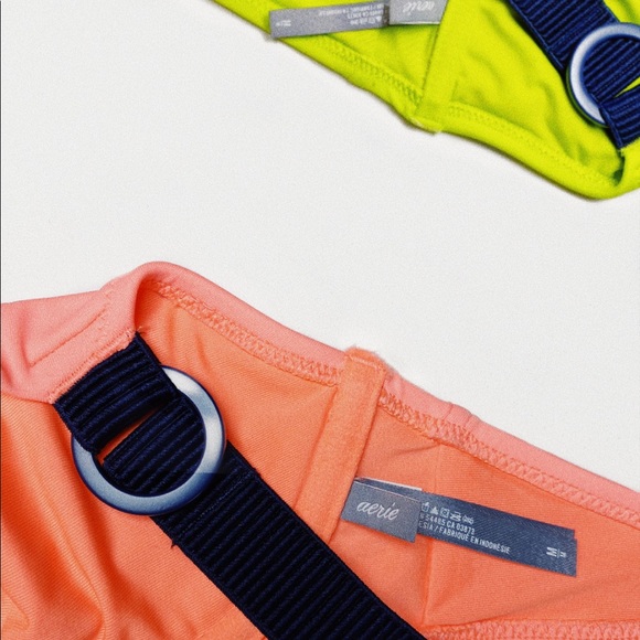 Size M Aerie bikini top - Picture 3 of 3